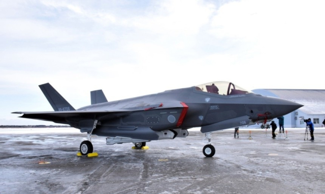 일본 항공자위대 F-35A ‘라이트닝 ??’ 전투기. EPA연합뉴스