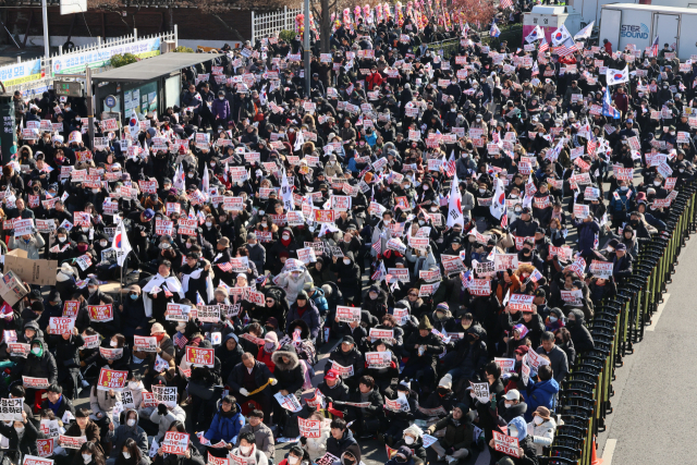 4일 서울 용산구 한남동 대통령 관저 인근에서 윤석열 대통령 지지 집회가 열리고 있다. 연합뉴스