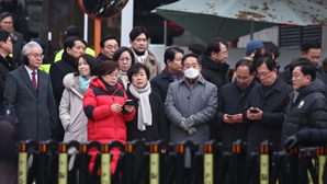 조경태 “국민 아닌 尹만 지키는 의원 자격 없어”