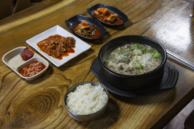 용인중앙시장 순댓국. 사진 제공 = 경기관광공사