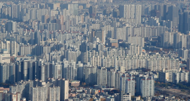 아파트 한 채가 ‘6.7억 → 6700억’…경매법정서 도대체 무슨 일이? [이시훈 변호사의 돈 버는 부동산]