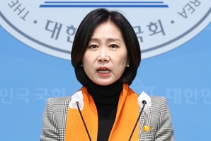 개혁신당 '진흙탕 싸움'… 이준석, 허은아 끌어내리나