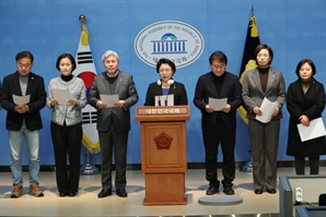 조국혁신당 “폭도의 사법부 침탈…與 교사·조장 법적 책임 검토”