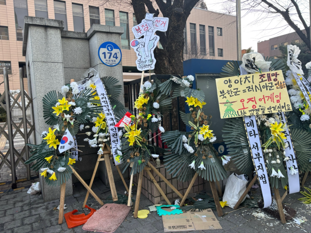 “불안해 못살겠다”…尹 지지자 집회에 공덕·의왕 주민들 ‘포비아’ [尹 대통령 구속]