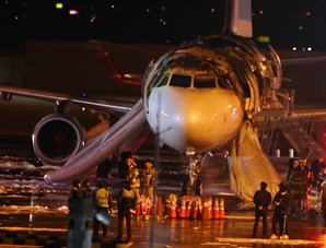 국토부 “화재 사고 김해공항, 오늘 271편 정상 운항…주기장 3곳 폐쇄”