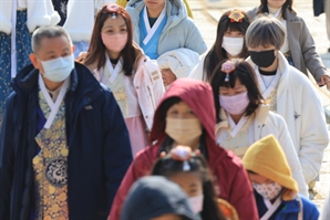 겨울 비수기에 계엄까지… 12월 외국인 관광객 9만명 감소