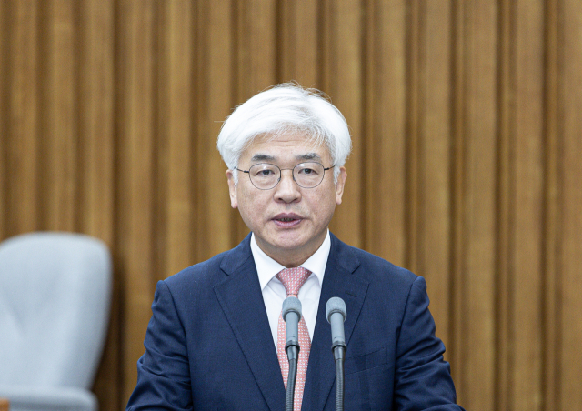 마은혁 헌법재판소 재판관 후보자가 지난해 12월 23일 국회에서 열린 인사청문회에서 모두발언을 하고 있다. 뉴스1