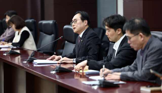 정인교 본부장 "대미 철강 수출 감소 우려…기회요인도"