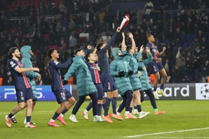 '이강인 30분 활약' PSG, 브레스트 완파하고 UCL 16강 진출