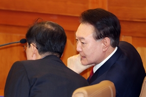 尹측 “불법 구금 해소돼야”…법원에 의견서 제출