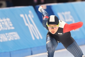 넉달 만에 ‘메달 맛’…빙속 김민선 월드컵 여자 500m 銀