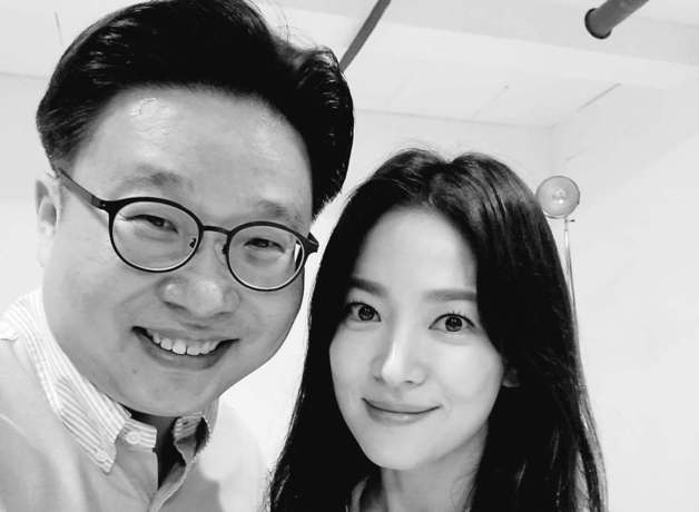 서경덕 교수(왼쪽), 송혜교. 출처=서경덕 교수 SNS