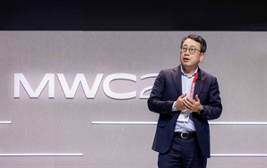 유영상 SKT 대표 "통신사 글로벌 AI 동맹, AI 혁신 가속화" [MWC 2025]