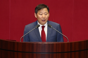 '대마 미수 혐의' 이철규 子, 며느리 이어 지인도 입건…경찰, '늑장수사' 부인
