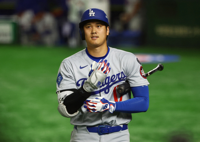 18일 도쿄돔에서 열린 시카고 컵스와의 MLB 개막전에서 ‘멀티 히트’ 활약 펼친 ‘슈퍼스타’ 오타니 쇼헤이. 로이터연합뉴스