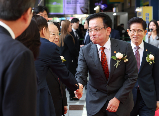 선고 지연을 '변고'로 본 민주당 '판 바꿔야'…속도내는 30번째 탄핵