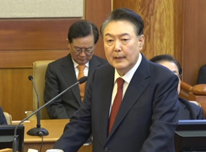 내란 혐의 조목조목 짚은 결정문…'자연인 尹' 코너 몰렸다