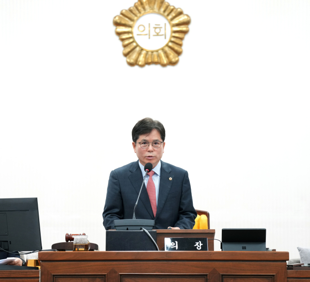 금광연 하남시의장이 15일 열린 제339회 임시회 제1차 본회의에서 개회사를 하고 있다. 사진 제공=하남시의회
