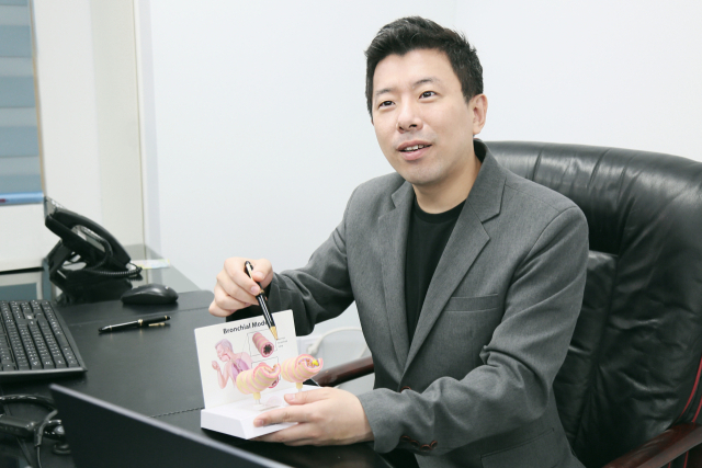 정성관 우리아이들의료재단 이사장. 사진 제공=우리아이들의료재단