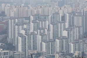 "요즘 집 고를 때 역세권보다 병세권"… 2050년 고령인구 40% 시대[집슐랭]