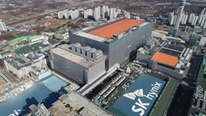 SK하이닉스, 1분기 영업익 7조 돌파…1b D램 양산 극대화 [biz-플러스]