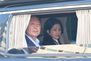 검찰, 尹 ‘허위사실공표 혐의’ 고발 사건 수사 재개…내달 고발인 조사