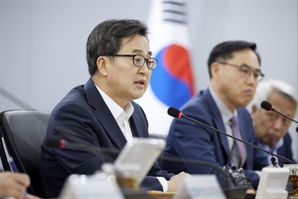 '업무복귀' 김동연 지사 첫 일성은 민생추경안의 조속한 처리