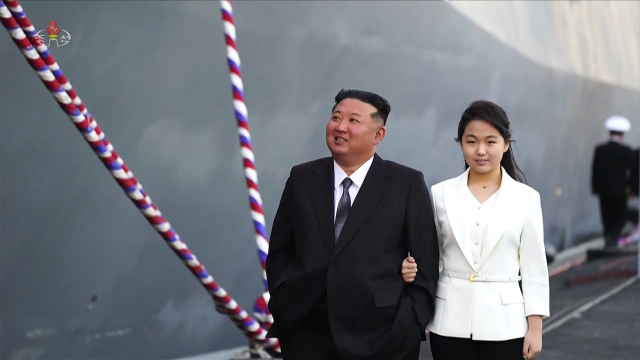 "김정은 지시 이행"…北, 드론·조선·의료 해킹 총공세