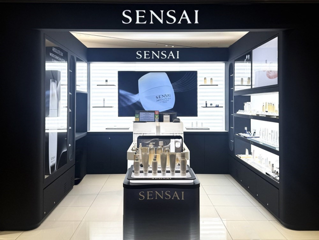 신세계면세점에 입점한 일본 인기 뷰티 브랜드 ‘센사이(Sensai)’.사진 제공=신세계면세점