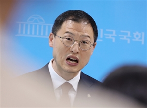 김상욱 의원 작심 발언…"깨놓고 얘기하면 민주당이 보수 가치에 더 충실"