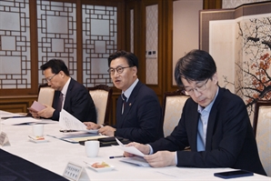 추경 극적 통과…정부 "25조원 '통상 지원' 신속 추진"