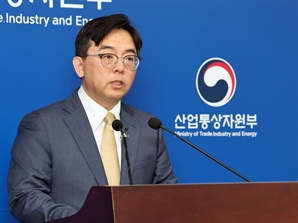 관세 폭풍에도 4월 수출 ‘플러스’…對美·자동차 수출은 감소[Pick코노미]