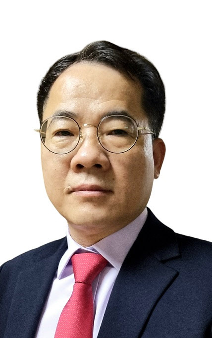 이왕재 전 강원지방중소벤처기업청장.사진제공=소상공인연합회