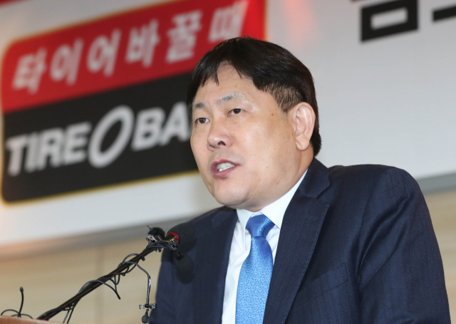 타이어뱅크, 에어프레미아 품는다…항공산업 판도 '지각변동' 예고 [시그널]