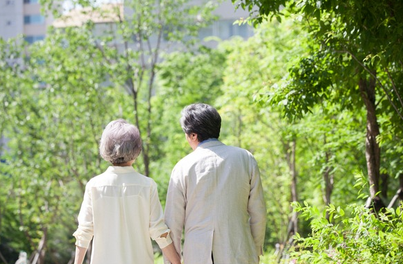 "이제 다른 영감이랑 살고싶어"…실버타운서 '황혼 이혼' 고민하는 70대의 사연
