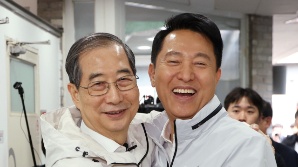 링 위에 오른 한덕수, 개헌·반명 매개로 빅텐트 세운다
