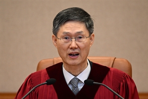 문형배 전 대행, 탄핵 선고 늦어진 이유 밝혔다…"'○○○○ 위해서"