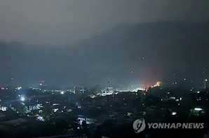 [속보] 인도, 카슈미르 등 파키스탄 9곳에 미사일 폭격