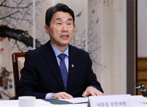 李대행 "원전 최종 계약 위해 체코와 긴밀히 소통"
