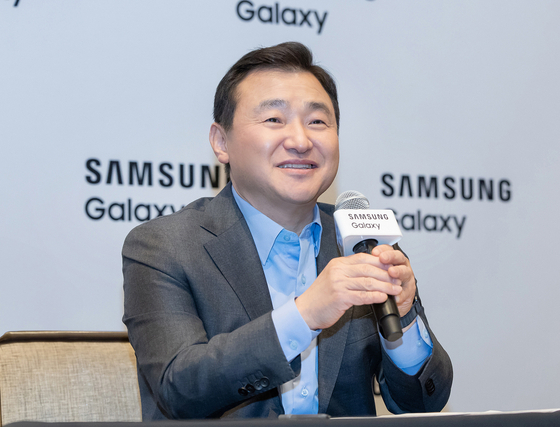노태문 삼성전자 DX부문장 직무대행이 1월 미국 새너제이에서 개최됐던 ‘갤럭시 언팩 2025’ 행사 후 기자간담회에서 회사 전략을 밝히고 있다. 사진제공=삼성전자