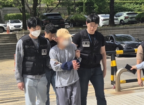 '봉천동 흉기 난동' 20대 남성, 결국 구속…"망상증 있어서 그랬다"