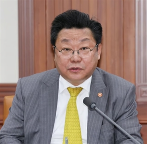 "인구구조 변화, 개별 정책 대응 한계"…정부, 5차 저출산·고령사회 기본계획 착수