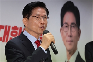 김문수 "후보 자격 불법 박탈…야밤의 정치 쿠데타"
