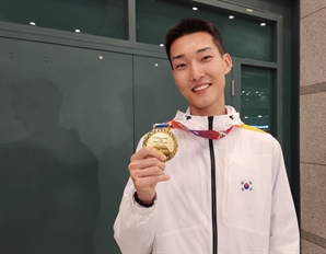 높이뛰기 우상혁, 톱랭커들 제치고 왓그래비티챌린지 정상