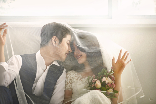 2030에게 무슨 일 벌어졌나…"결혼하고 애 낳을래" 확 늘었다