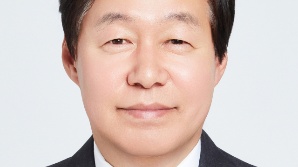 법무법인 광장, 안경덕 前 고용노동부 장관 영입