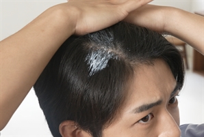머리 감기만 해도 '풍성'…1초에 5병씩 팔린 카이스트 '마법 샴푸' 대박 나더니