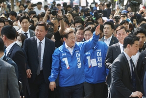 이재명 "유용한 도구·충직한 일꾼으로 이재명 선택해달라"