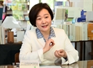 "해외 입양은 아동 수출 사업…한국이 그 몸통"