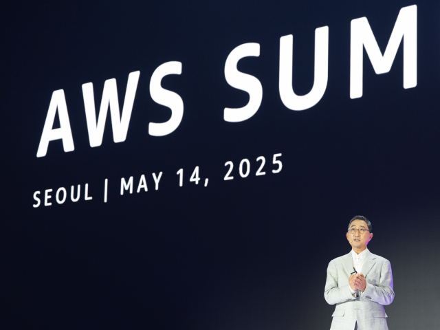 AWS "올해 생성형 AI 도입 본격화…韓 공공 클라우드도 공략"